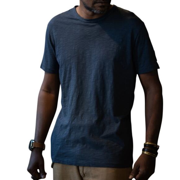 Johnson Motors Crewneck Short Sleeve Graphic T-shirt in Dead Navy Blue - Picture 1 of 8
